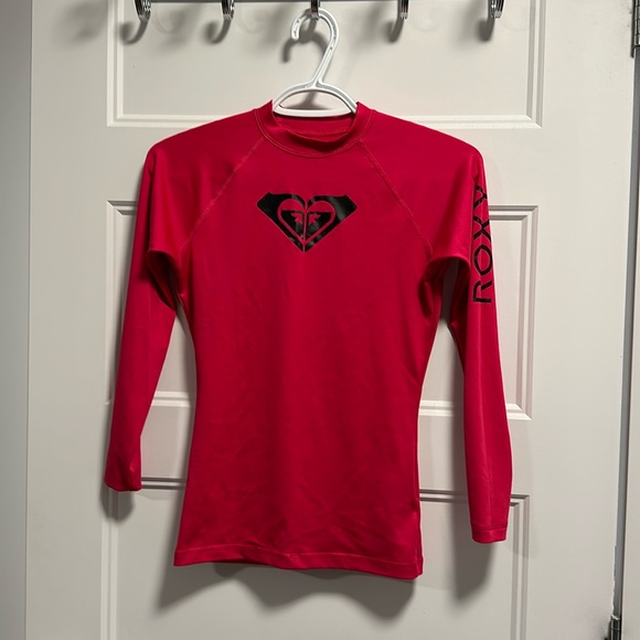 Roxy Whole Hearted Long Sleeve Rashguard. Pink color(Cherry). Like new. - Picture 1 of 4